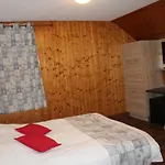 欧湖餐厅酒店 酒店