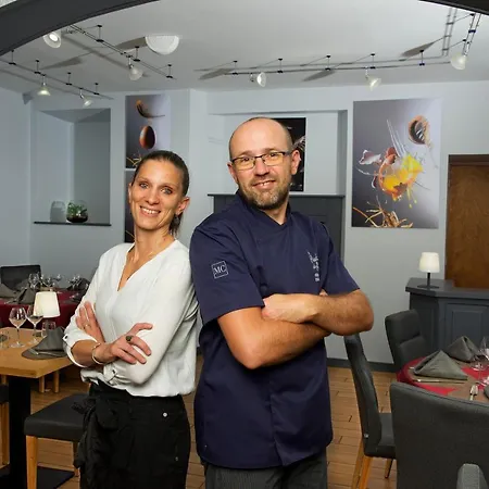 Restaurant Du Du Roc 호텔 2*