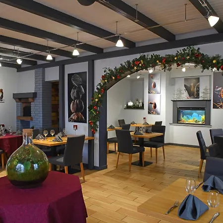 מלון Restaurant Du Du Roc
