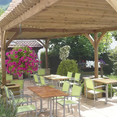 Restaurant Du Du Roc 2* בסה-סור-לה-רופט