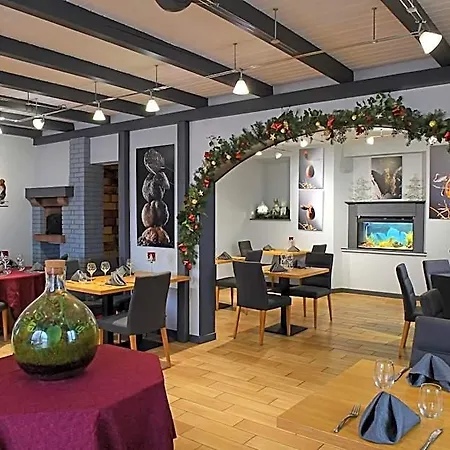 Hotel Restaurant Du Du Roc Basse-sur-le-Rupt