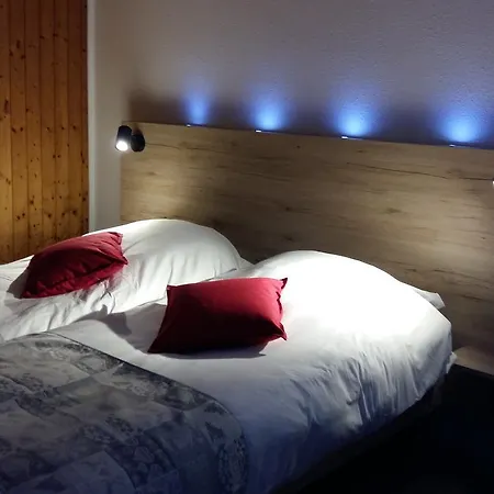 Restaurant Du Du Roc 호텔 2*