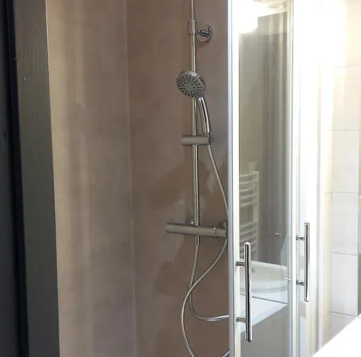 酒店 欧湖餐厅酒店 茹普特河畔巴斯特尔