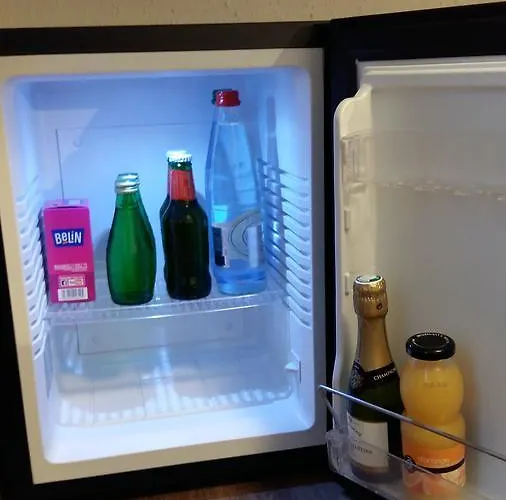 欧湖餐厅酒店 茹普特河畔巴斯特尔