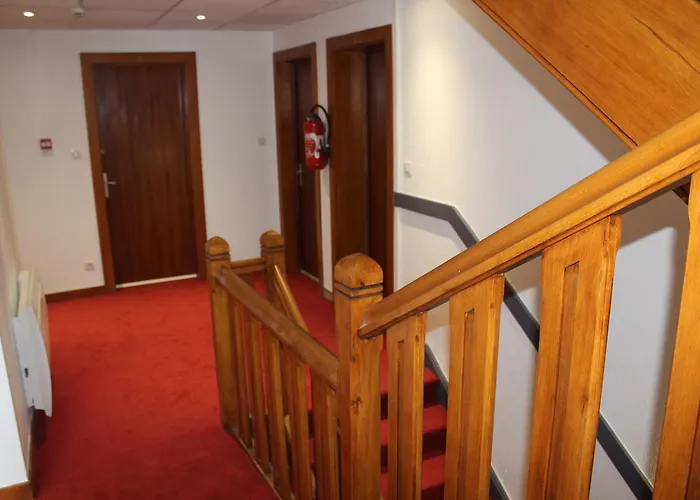 Отель Restaurant Du Du Roc